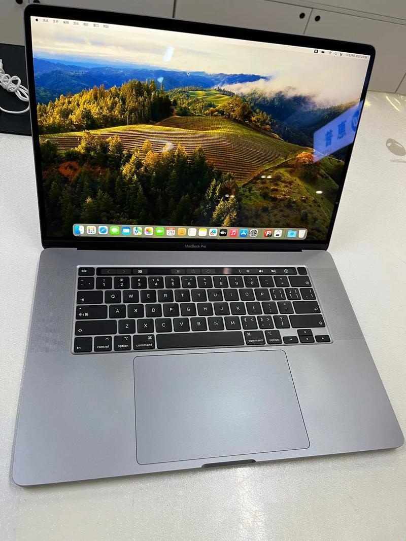 16MacBook免费观看？来来来，游戏界的热闹大戏让你捧腹！