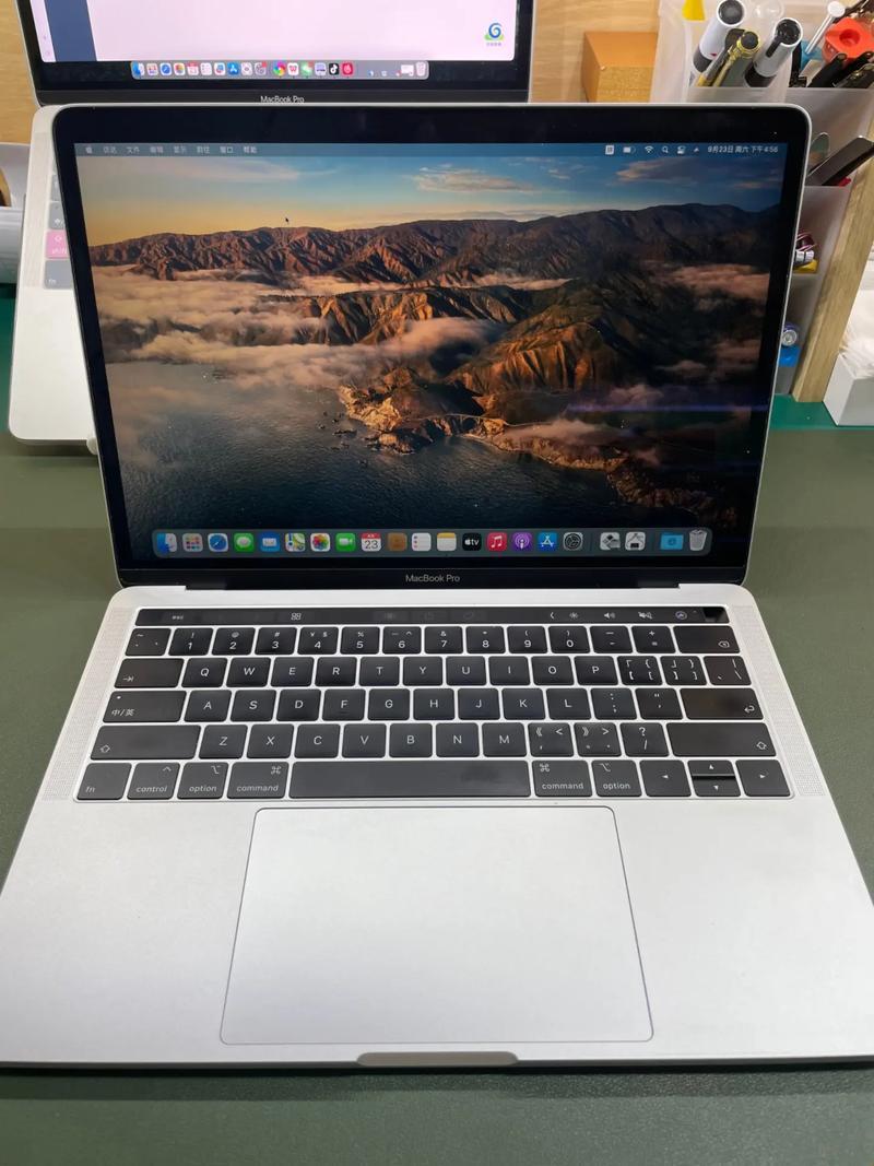 18、19岁MacBook Pro评测，新话题炸裂全民眼球